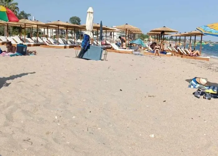 Billstef Lejlighed Nea Plagia